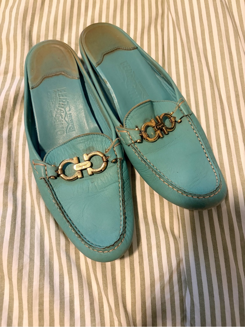 Salvatore Ferragamo Turquoise Leather Slip-On Driving Mules with Gold Hardware